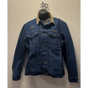 Vintage Wrangler Denim Jacket With Quartroy Collar And Embroidered Ch. 21" L 22"